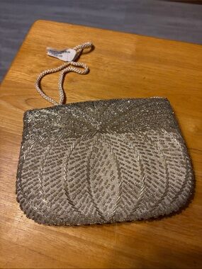 Elegant Silver Beaded Evening Clutch